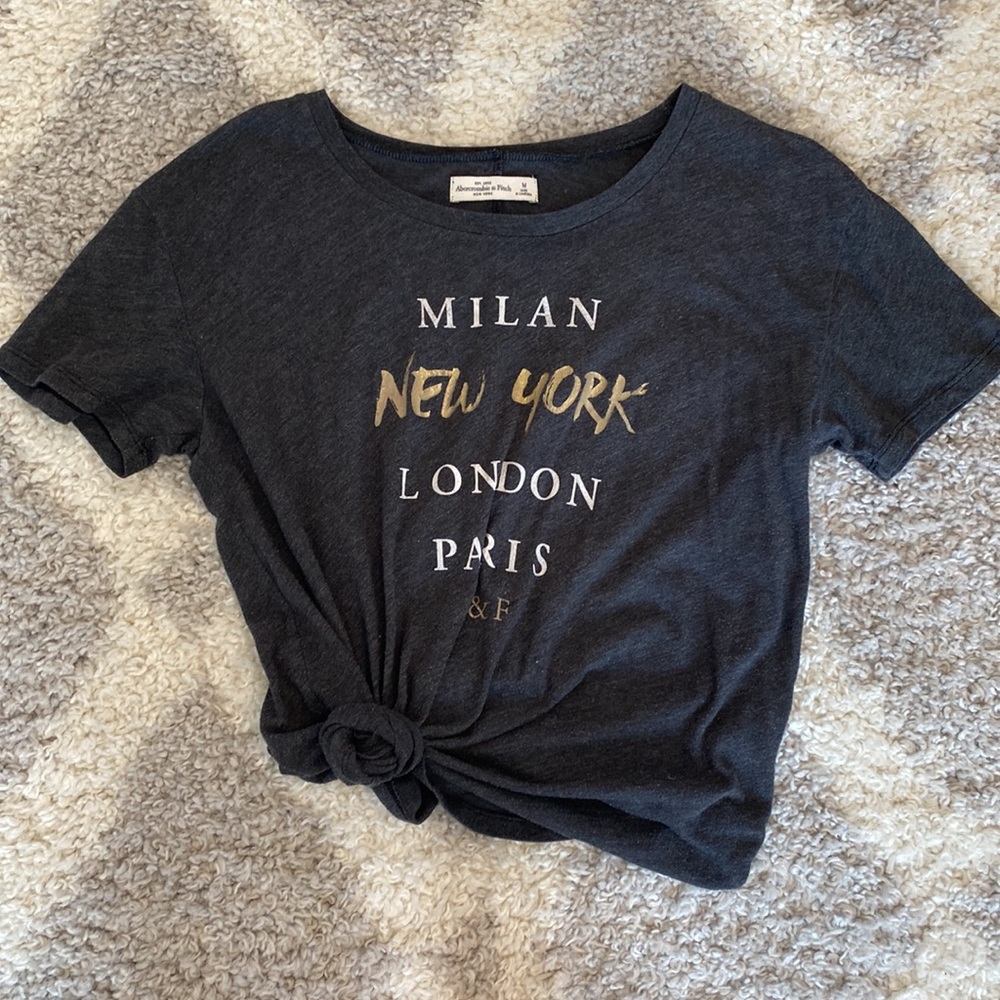 abercrombie & fitch graphic tee
